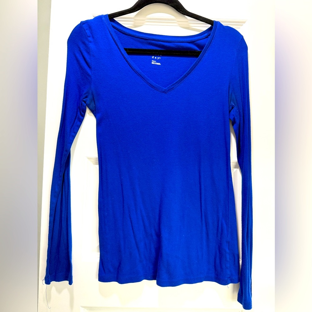 A new day size small blue long sleeve shirt